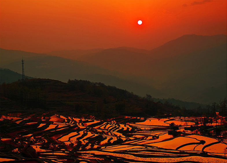 Magnificent Sunset of Bada Rice Terraces