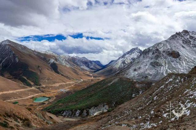 Bing-Cha-Cha Road between Yunnan and Tibet