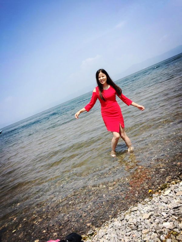 Elaine Luo Yunnan Travel Consultant 01