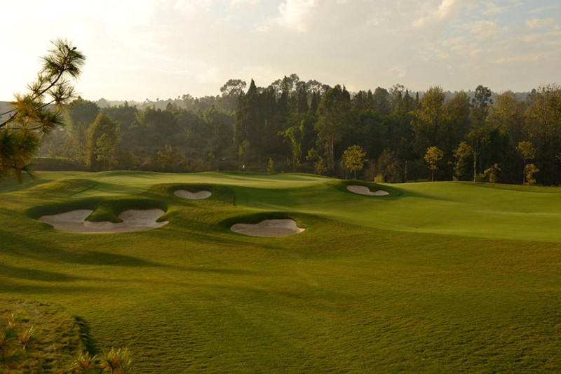 Kunming Yulong Bay Golf Club