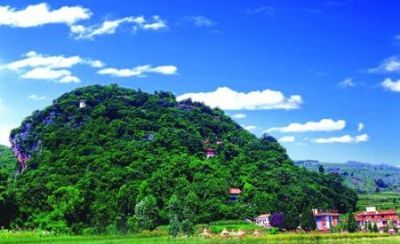 Biyun Mountain in Jiangchuan County, Yuxi