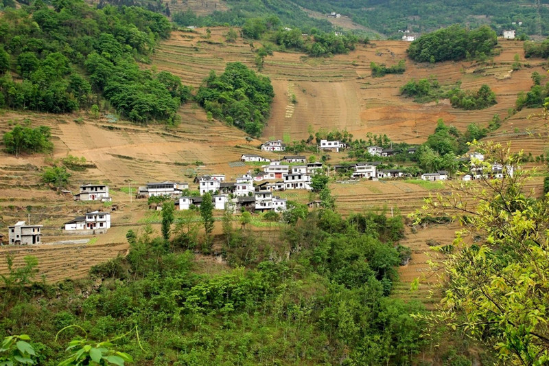 Doushaguan Pass in Yanjin County, Zhaotong