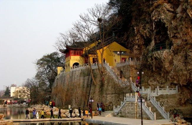 Guanyin Pavilion in Yanjin County, Zhaotong