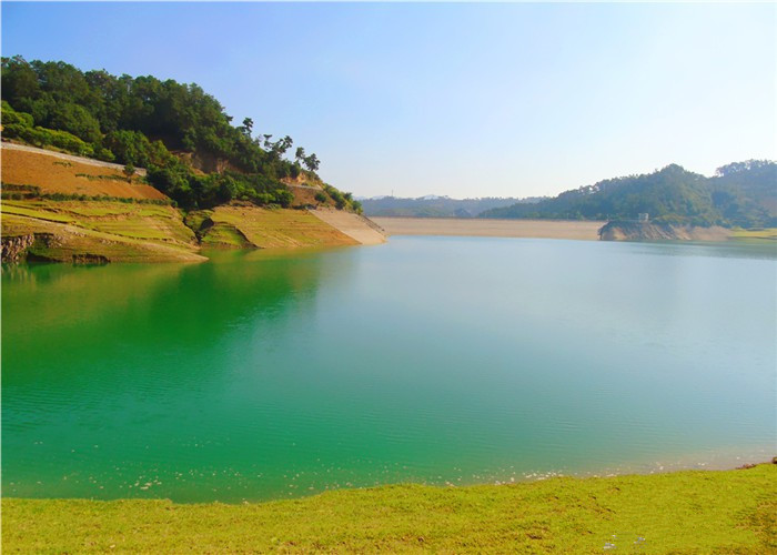 Junlonghu Lake in Wenshan City