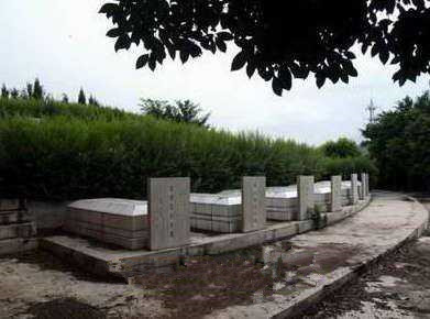 Kuixiang Martyr’s Tomb in Yiliang County, Zhaotong