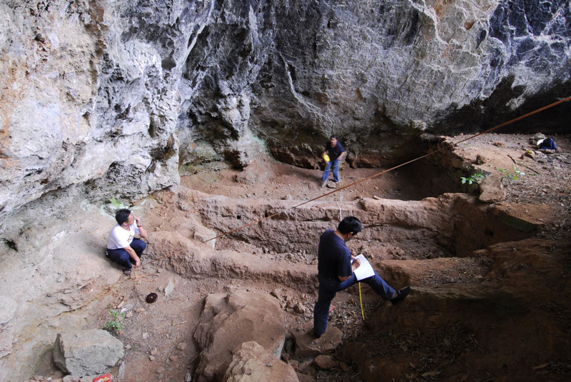 Laolongdong Relics of the Ancient Human Habitation in Eshan County, Yuxi