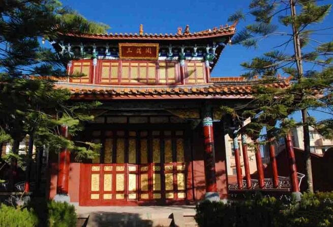 Sanqing Pavillion in Mouding County, Chuxiong