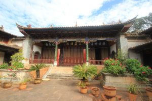 Sansheng Palace in Tonghai County