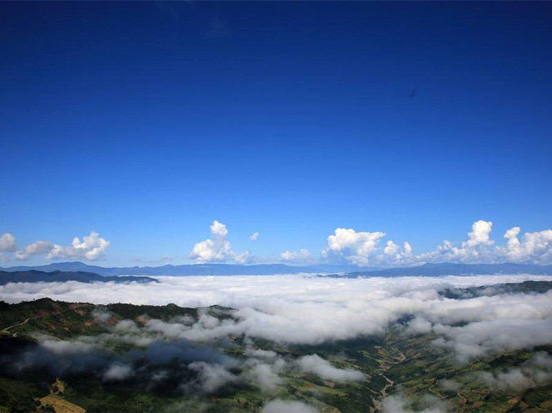 The Cloud Sea Wonder of Wa Ethnic Mountain in Ximeng County, Puer