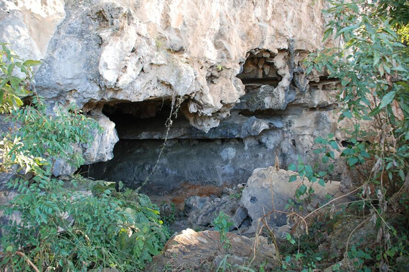 The Relics of Xiaojianshan Cave Culture in Qiubei County, Wenshan