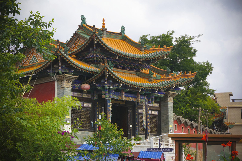 Fading Temple in Guandu Old Town, Kunming-07