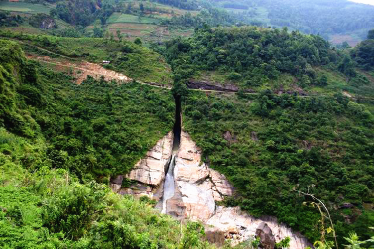 Fenshuiling National Nature Reserve in Jinping County, Honghe