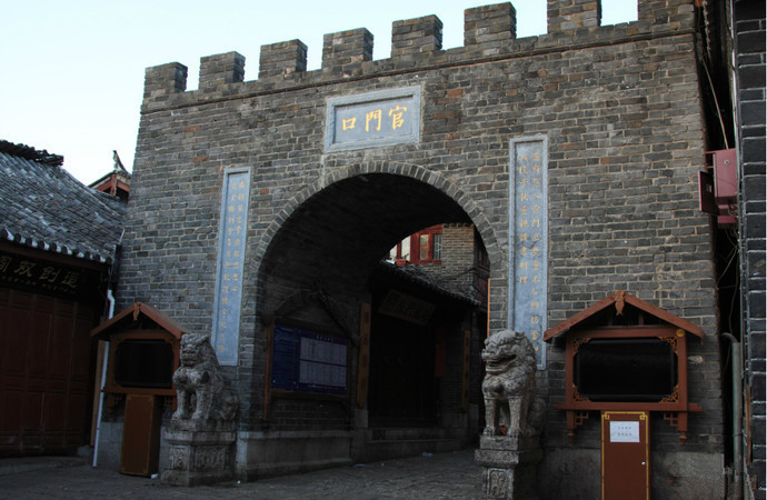 Guanmenkou Gate Tower in Lijiang Old Town