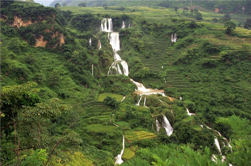 HeiEr Waterfall in Shizong County, Qujing