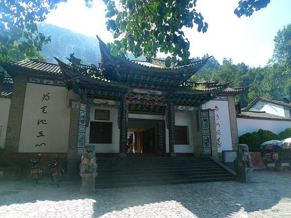 Jiangjundong Cave Scenic Area in Dali City-05