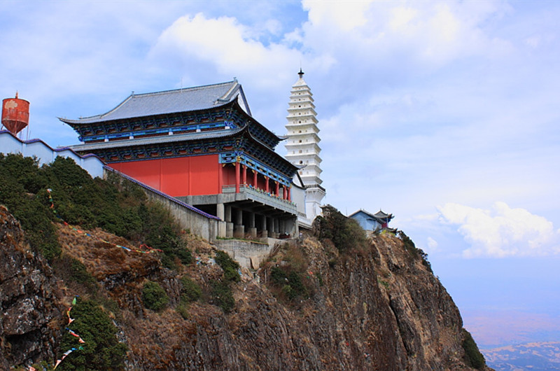 Lengyan Pagoda of Jizu Mountain in Binchuan County, Dali