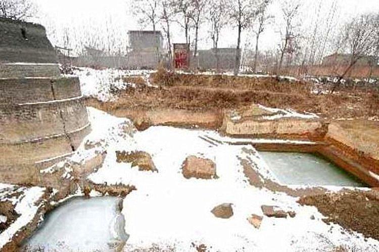 Maludong Paleolithic Site in Mengzi City, Honghe