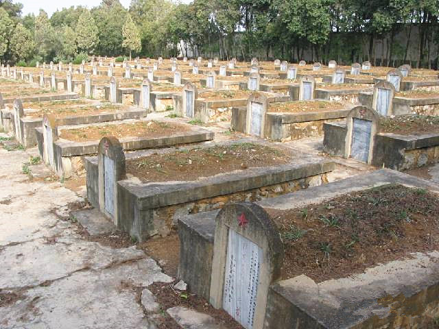 Mengzi Martyrs’Cemetery, Honghe-02