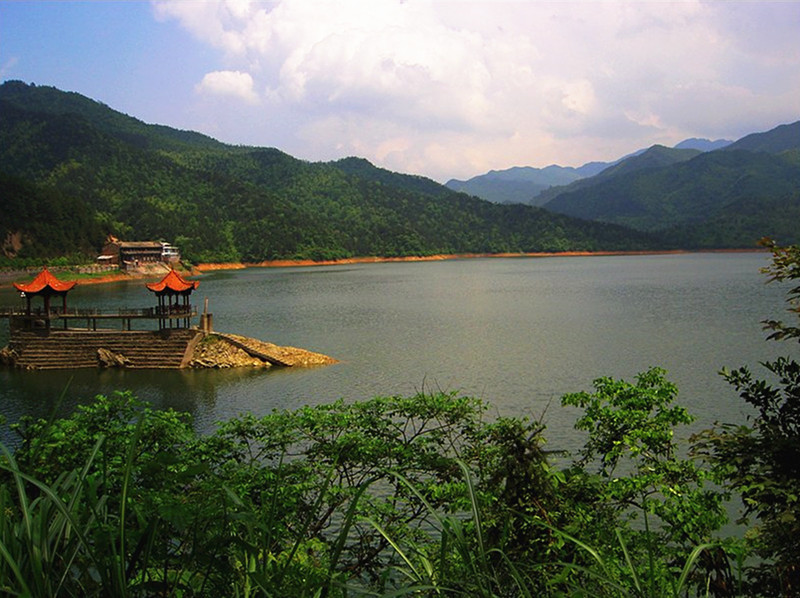 Mingyuehu Lake in Yiliang County, Kunming-06