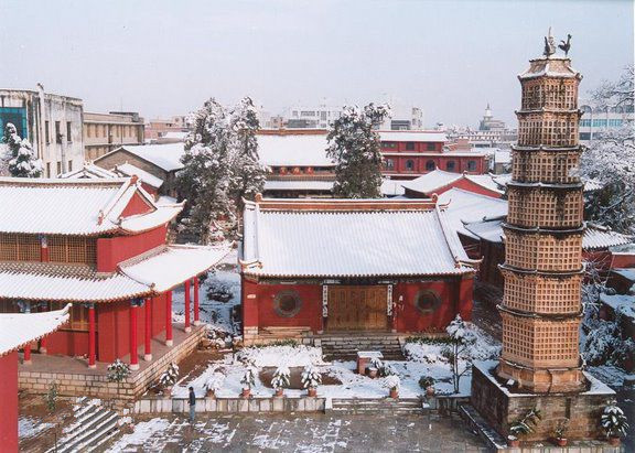 Qianfo Pagoda of Dajue Temple in Luliang County, Qujing
