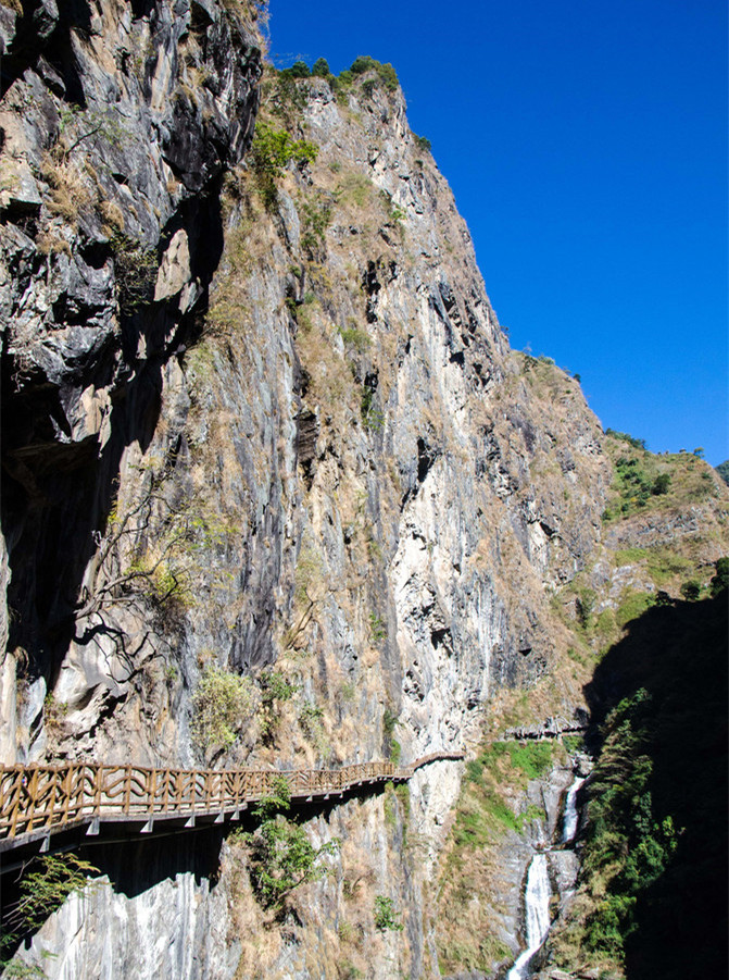 Stone Gate Pass in Yangbi County, Dali