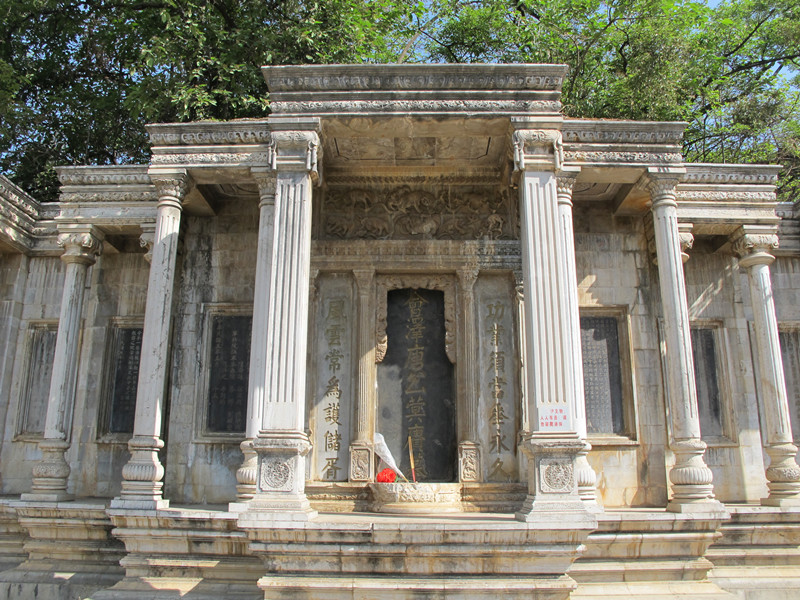 Tomb of Tang Jiyao in Kunming-02