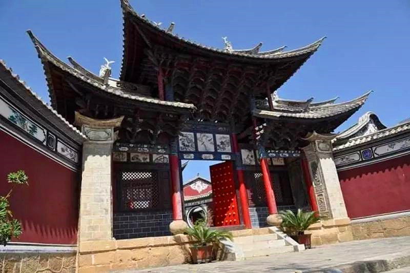 Wen Wu Temple in Binchuan County, Dali-02