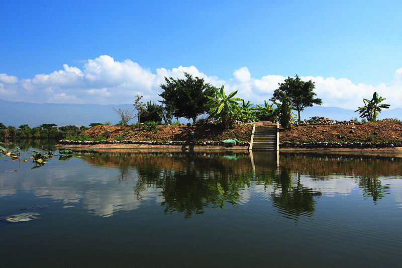 Yilong Lake and Lotus Garden in Shiping County, Honghe
