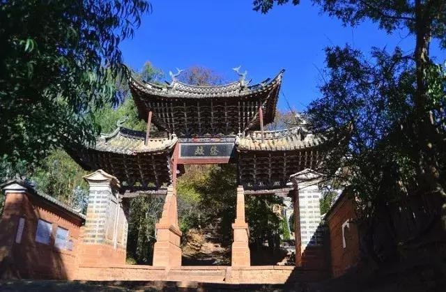 Yuhuangge (Jade Emperor) Pavillion in Yunlong County, Dali-02