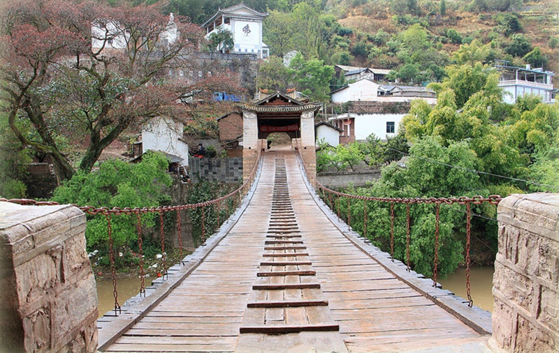 Yunlong Bridge in Yangbi County, Dali