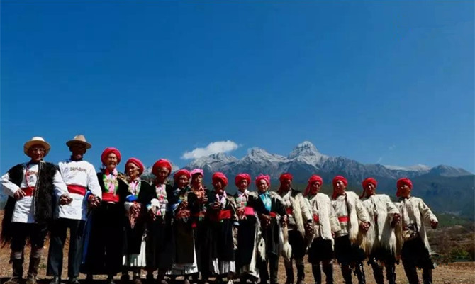 Annual mountain-worship by Naxi people in Shangri-La