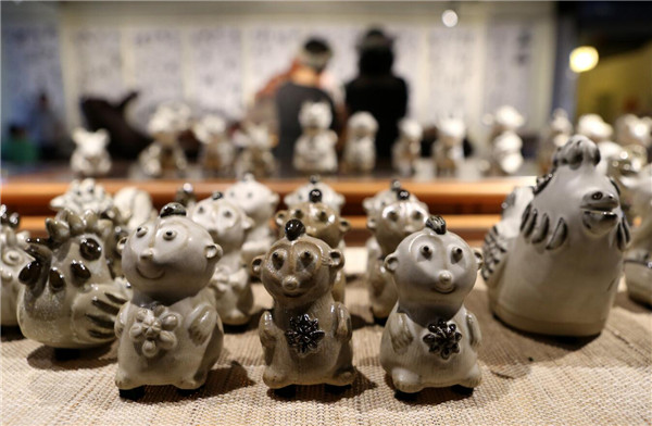 Pottery Exhibits in Kunming, Yunnan