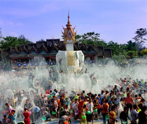 The Water Splashing Festival of Dai Ethnic Minority in Xishuangbanna