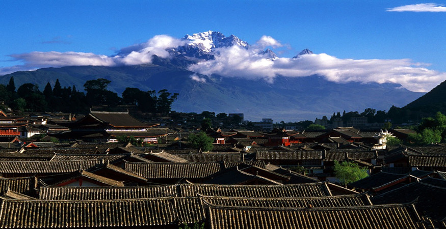 The view of Jade Dragon Snow Mountain from Lijiang Anceint Town