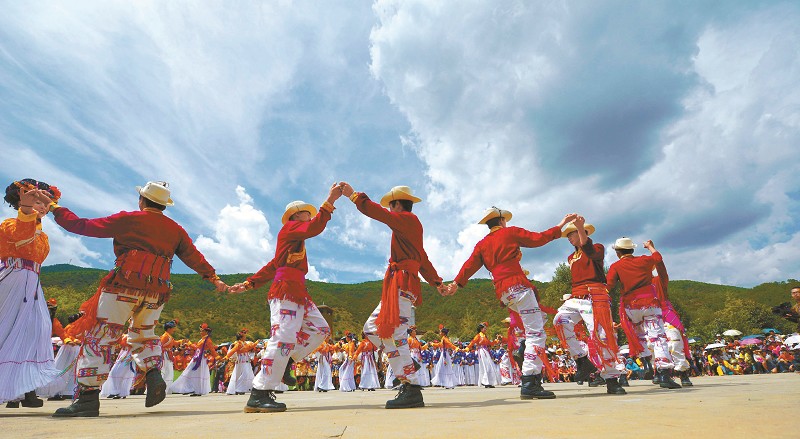 mosuo-ethnic-people-in-lugu-lake-lijiang-04
