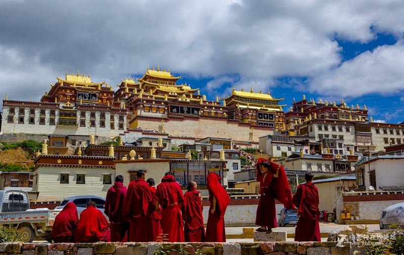 Shangrila Songzanlin Monastery Travel: Entrance Tickets, Travel Tips,  Photos and Maps – Yunnan Exploration: Yunnan Travel, Yunnan Trip, Yunnan  Tours 2020/2021